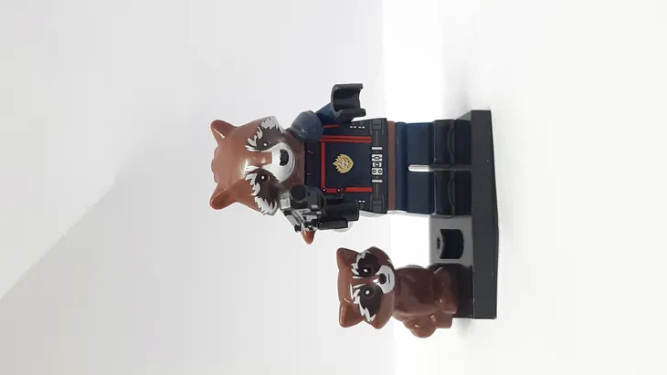 klocki-figurka-rocket-avengers-marvel-material-inny
