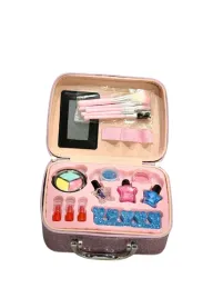 kosmetyki-zestaw-do-makijazu-dla-dzieci-kuferek-kuromi-make-up
