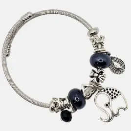 bransoletka-damska-typu-charms-z-zawieszkami-koralikami-modna-granat-12-cm