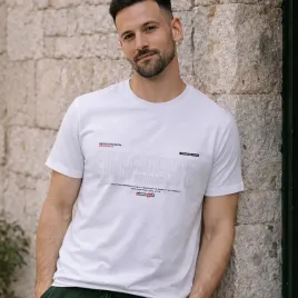 t-shirt-koszulka-bluzka-bawelniana-z-nadrukiem-tloczeniem-biala-m