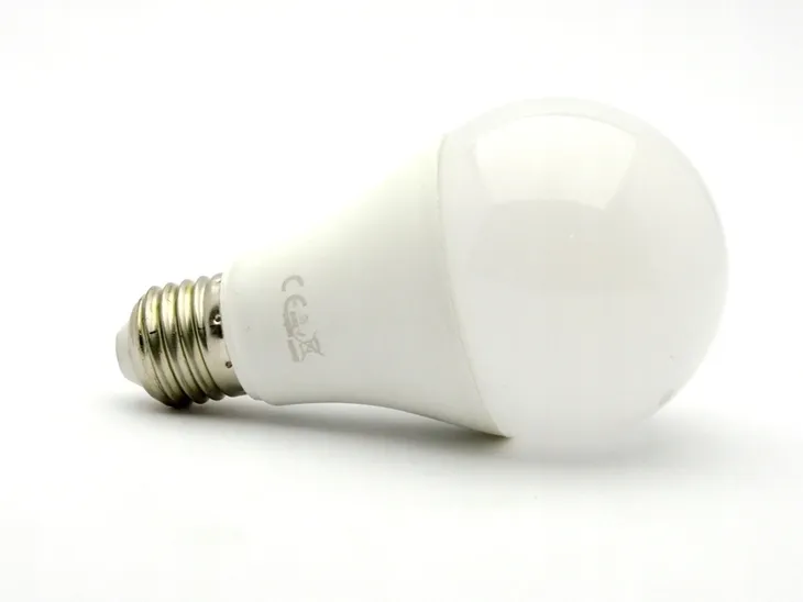 led-gs-7w-e27-6000k-stan-nowy