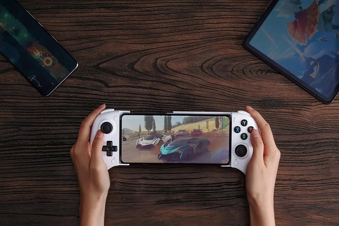 pad-bezprzewodowy-8bitdo-ultimate-mobile-gaming-controller-white-stan-nowy