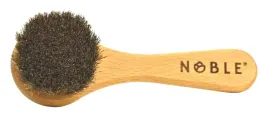 naturalna-szczotka-do-masazu-i-peelingu-twarzy-na-sucho-noble
