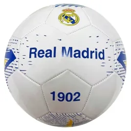 pilka-nozna-real-madrid-1902-do-gry-na-zewnatrz-dla-kibicow