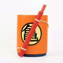 przybornik-na-biurko-dragon-ball-goku-organizer-na-dlugopisy-11-cm