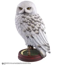 figurka-hedwigi-magiczne-stworzenia-od-noble-collection-24-cm