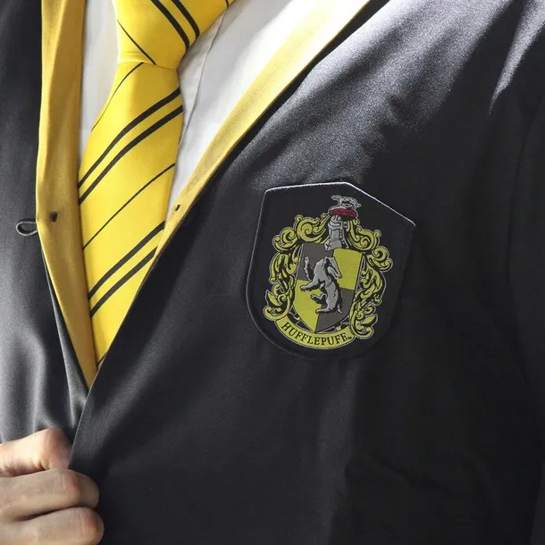 harry-potter-wizard-robe-cloak-hufflepuff-size-s-rodzaj-gadzetu-filmowy-gamingowy-ksiazkowy-komiksowy