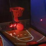 mini-arcadowa-maszyna-do-koszykowki-orb-retro-wiek-dziecka-5-lat