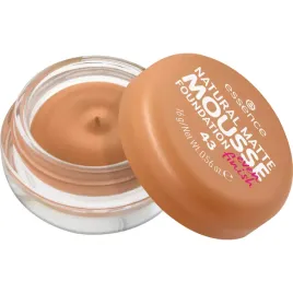 essence-natural-matte-mousse-foundation-podklad-w-musie-do-twarzy-43-16g