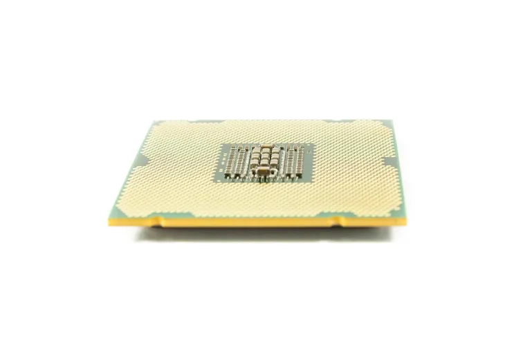procesor-intel-xeon-e5-2695v3-14-28-230-330-ghz-producent-intel