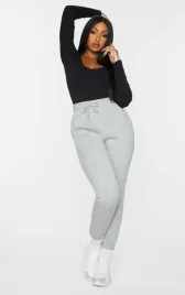 czarne-body-z-dlugim-rekawem-prettylittlething-m