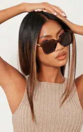 brazowe-okulary-przeciwsloneczne-prettylittlething-one-size