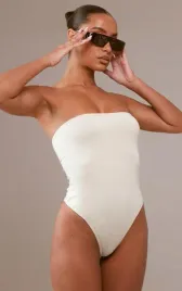 bezowe-dopasowane-body-prettylittlething-s