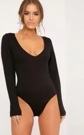 czarne-body-z-dlugim-rekawem-prettylittlething-s