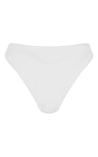 bialy-dol-od-bikini-prettylittlething-s-material-dominujacy-poliester