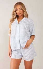 niebiesko-biale-spodenki-w-paski-prettylittlething-xxl