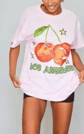 rozowy-t-shirt-z-nadrukiem-prettylittlething-s