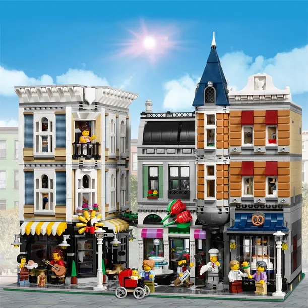lego-creator-expert-assembly-square-model-set