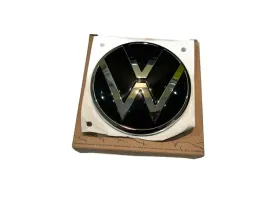 emblemat-znaczek-logo-vw-na-tylna-klape-vw-golf-8-viii-variant-t-roc-ii