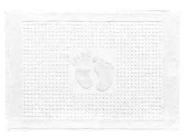 dywanik-lazienkowy-50x70-stopki-hotelowy-bialy-bawelniany-650g-m2