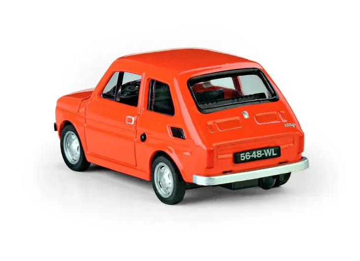 fiat-126p-czterdziestolatek-czerwony-stan-nowy-stan-opakowania-oryginalne