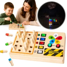 drewniana-tablica-manipulacyjna-montessori-gra-pamieciowa-wlacznik-swiatla