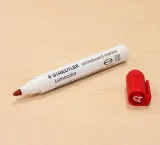 marker-suchoscieralny-do-tablic-staedtler-czerwony-liczba-sztuk-w-opakowaniu-1-szt