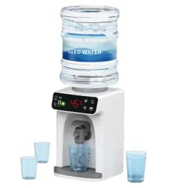 zabawkowy-drystrybutor-wody-ze-swiatlem-i-funkcja-nalewania-wody