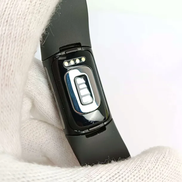 smartband-fitbit-charge-6-czarny-produkt-wprowadzony-do-obrotu-na-terenie-ue-przed-13-12-2024-nie-stan-powystawowy