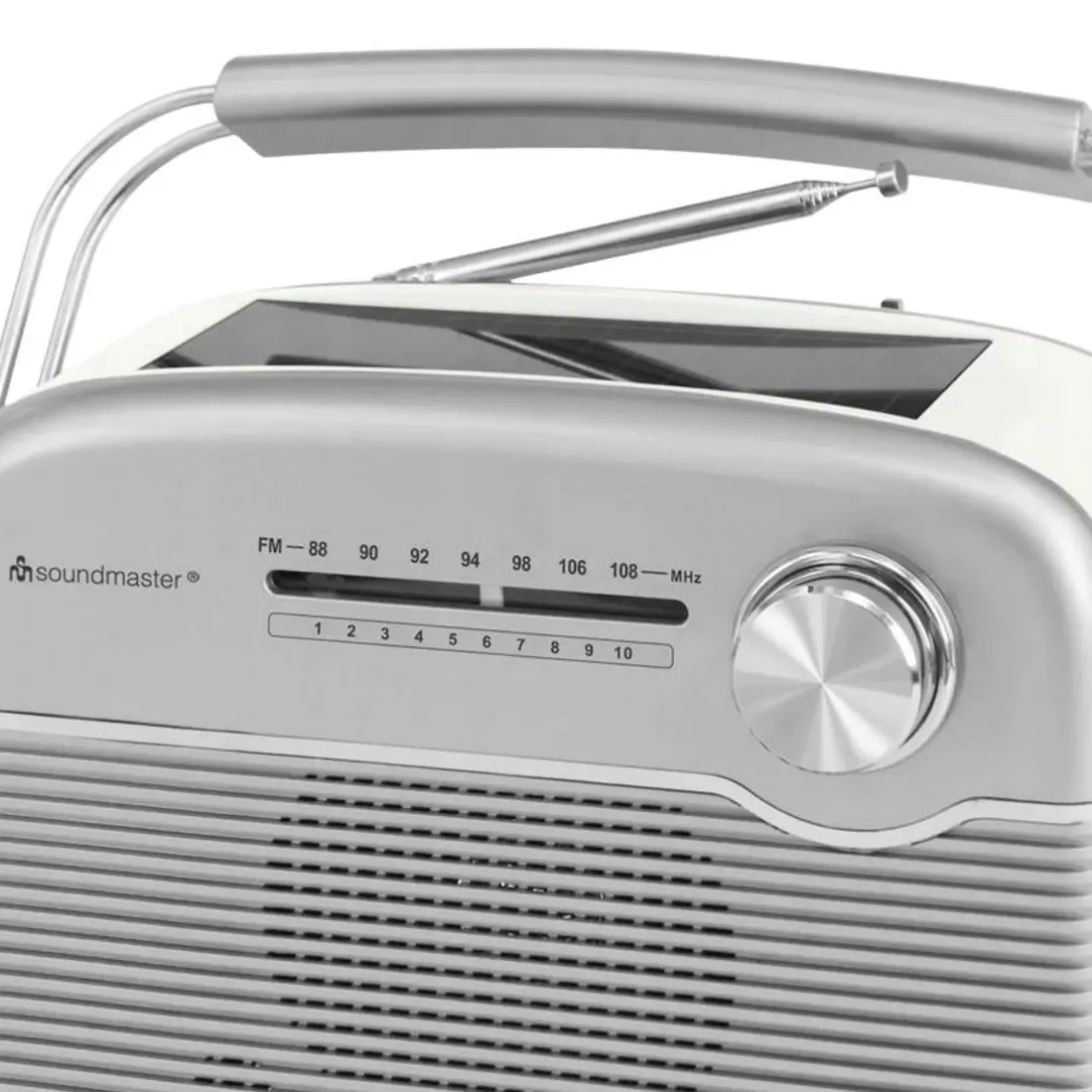 radio-soundmaster-tr480si-panel-sloneczny