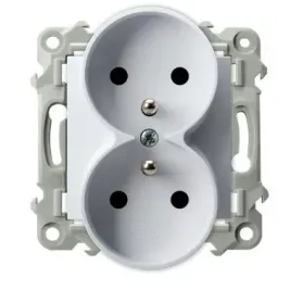 szafir-bialy-gniazdo-podwojne-z-uziemieniem-modul-bez-ramki-16a-250v-ip20