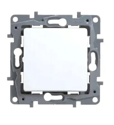 legrand-niloe-bialy-przycisk-pojedynczy-6a