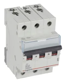 wylacznik-nadpradowy-bezpiecznik-typu-s193-b32a-tx3-s313-legrand