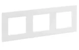 ramka-3-krotna-niloe-step-bialy-legrand
