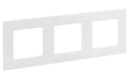 ramka-3-krotna-niloe-step-bialy-legrand