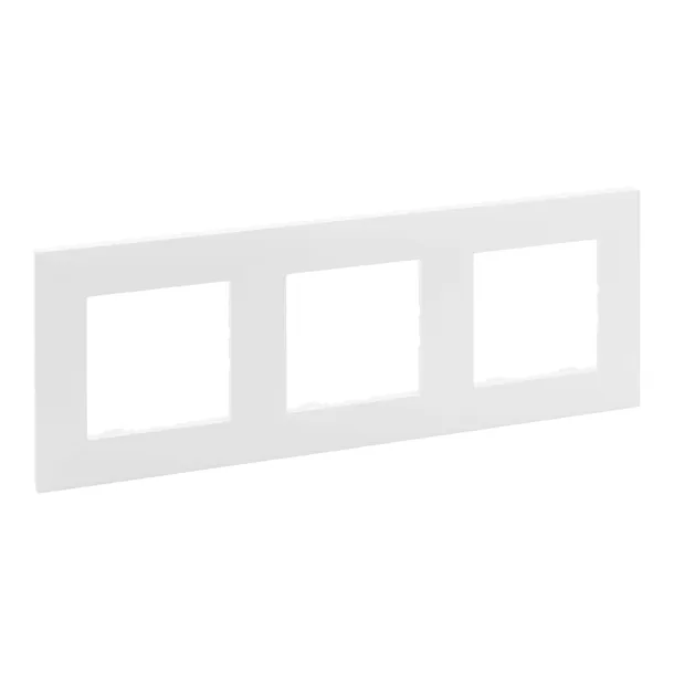 ramka-3-krotna-niloe-step-bialy-legrand-rodzaj-potrojna