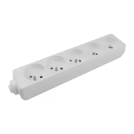 gniazdo-przenosne-5gn-z-0-biale-13a-3000w-240v-ecolight