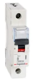 lacznik-nadpradowy-bezpiecznik-c20a-tx3-legrand