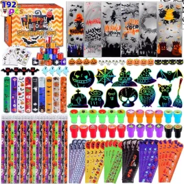zestaw-akcesoriow-dekoracji-imprezowych-halloween-torebki-diy-192-elementy