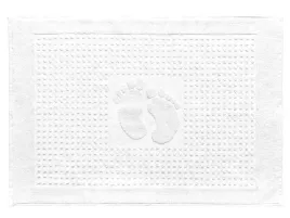 dywanik-lazienkowy-50x70-stopki-hotelowy-bialy-bawelniany-650g-m2