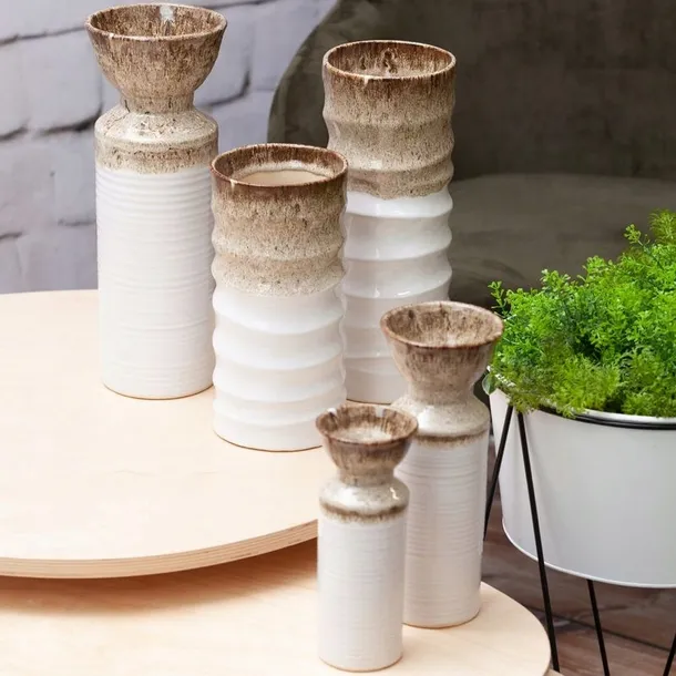 wazon-13x35-erina-bialy-material-ceramika