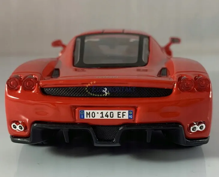 bburago-model-enzo-ferrari-red-1-24-stan-nowy-marka-bburago
