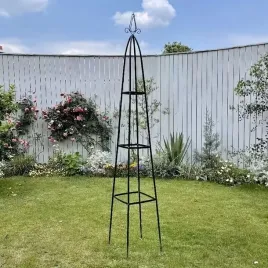pergola-stozek-piramida-slupek-na-kwiaty-190-cm-metal-pergola-do-doniczki