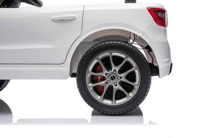 pojazd-dodge-durango-bialy