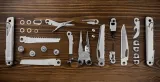 multitool-leatherman-18-w-1-waga-335-g