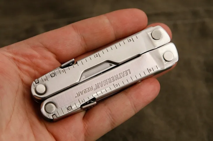 multitool-leatherman-rebar-17w1-831557-marka-leatherman