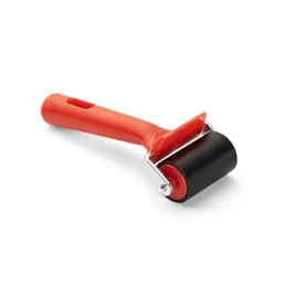 walek-gumowy-waski-5cm-z-plastikowa-raczka-pedzel-rolkowy-do-malowania
