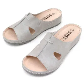 szare-klapki-damskie-na-platformie-buty-wsuwane-lekkie-wkladka-ekoskora