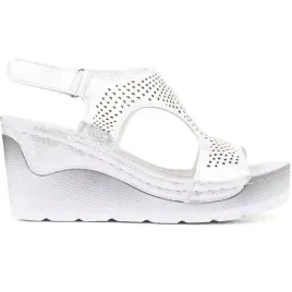 srebrne-sandaly-damskie-na-koturnie-azurowe-buty-sandalki-na-playformie