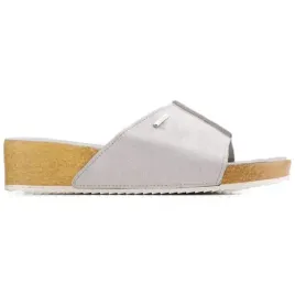 srebrne-klapki-damskie-na-platformie-buty-wsuwane-koturny-wkl-ekoskora